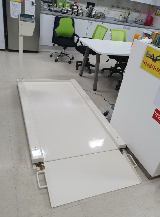 CKB-300 / CKB-300W BED SCALE